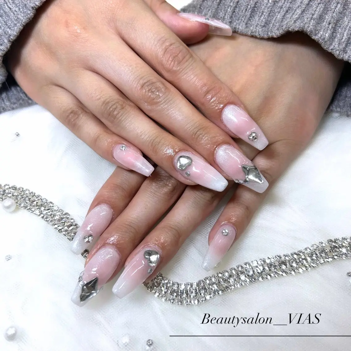 ネイル ハンドネイル VIAS 〜EYE&NAIL〜のマツエク・マツパデザイン