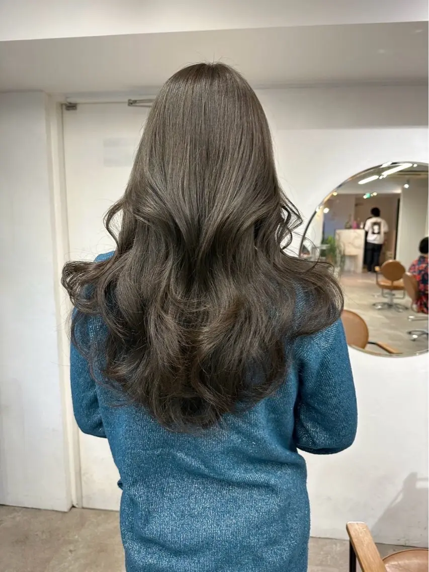 ⭐️ミニモ限定⭐️カット+艶ケアカラー+5stepTrの写真