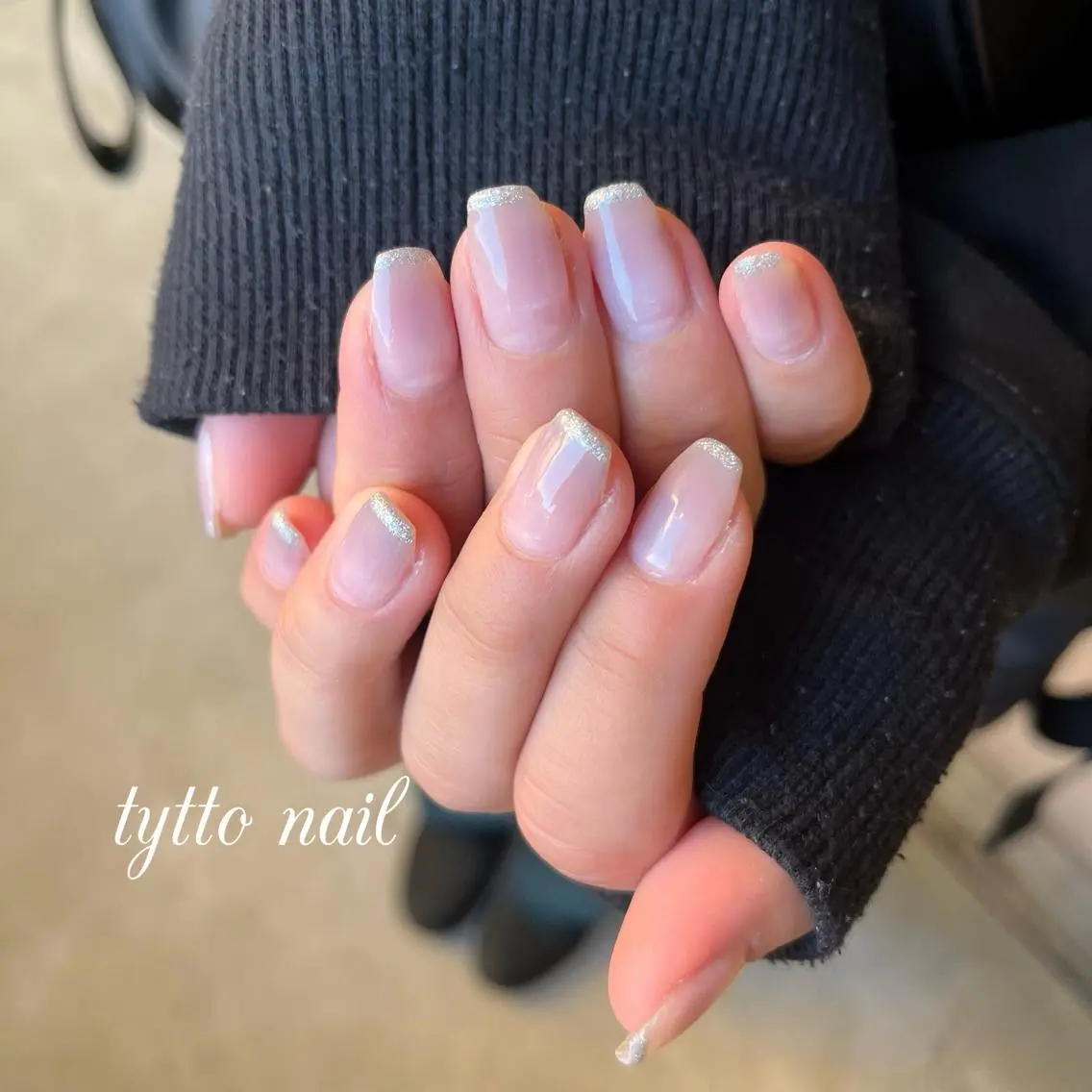 ネイル フレンチネイル グラデーション ラメ(グリッター) オフィスネイル シンプルネイル ハンドネイル tytto nail ❤︎‪‪eri‪‪のネイルデザイン