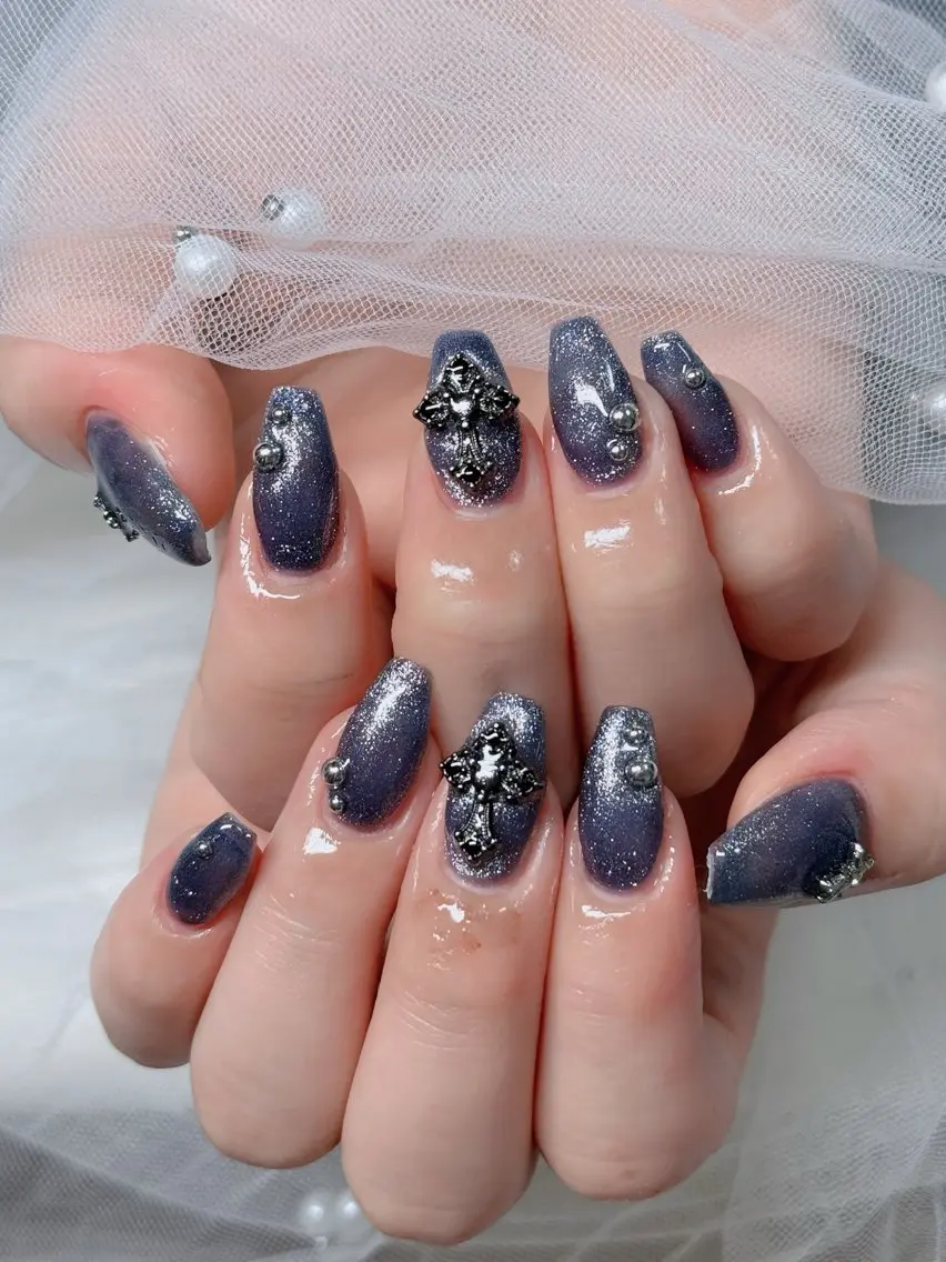 ネイル フレンチネイル ジェルネイル ガラスフレンチ ハロウィン ハート H.baby Nail Salonのネイルデザイン