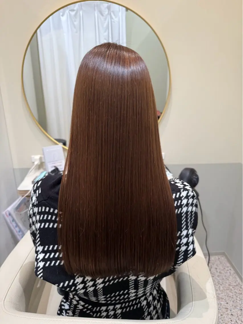 ロング 縮毛矯正 トリートメント 奥本 侑 髪質改善、ツヤ髪のヘアスタイル