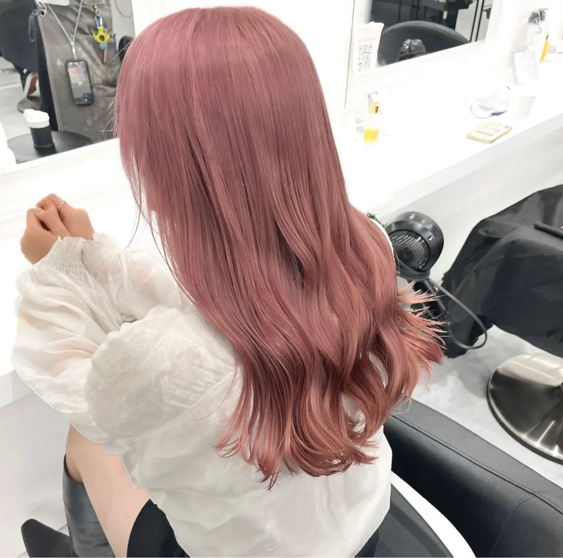 ロング 🫧うる艶トレンド 🫧透明感カラーのヘアスタイル