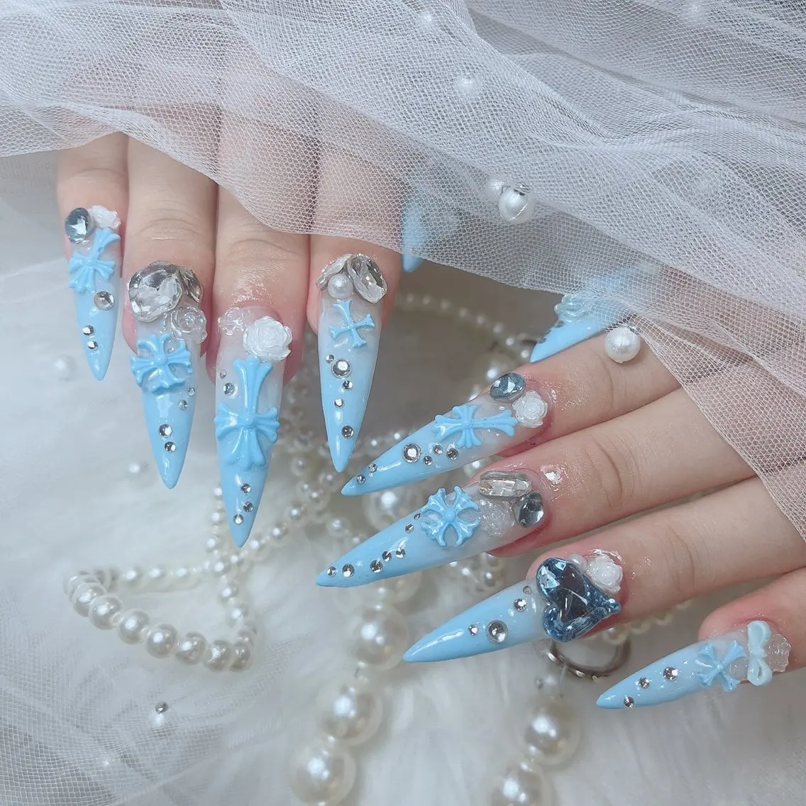 ネイル ブルー フラワーネイル 韓国ネイル ロングネイル スカルプネイル Sora NAILのネイルデザイン
