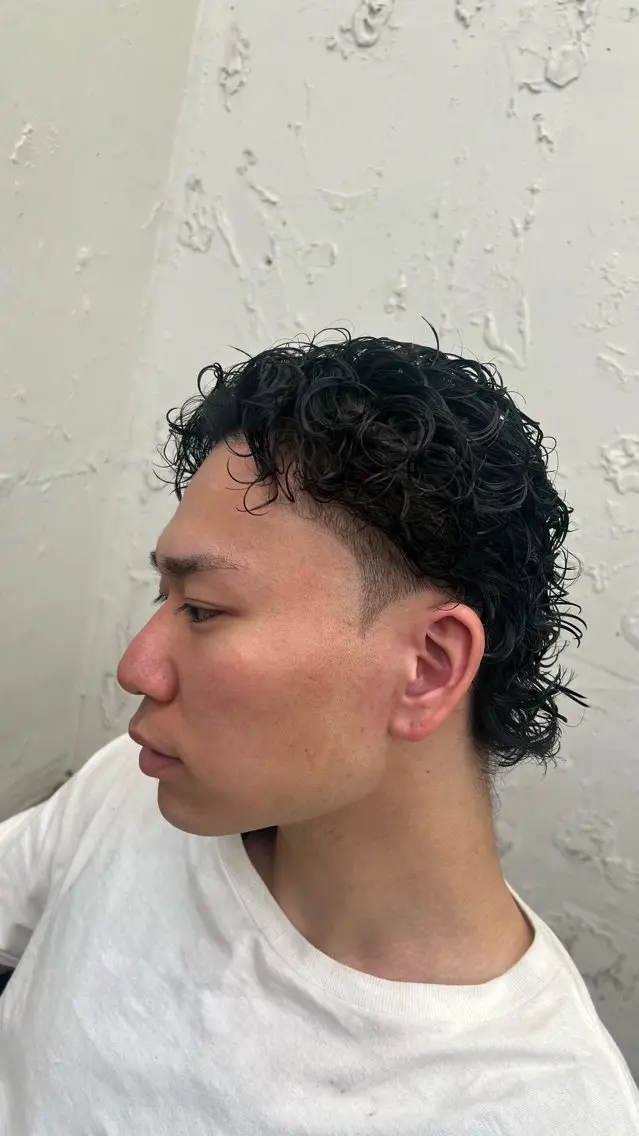 ショート パーマ メンズ メンズパーマ 渋谷メンズ 松永蓮のヘアスタイル