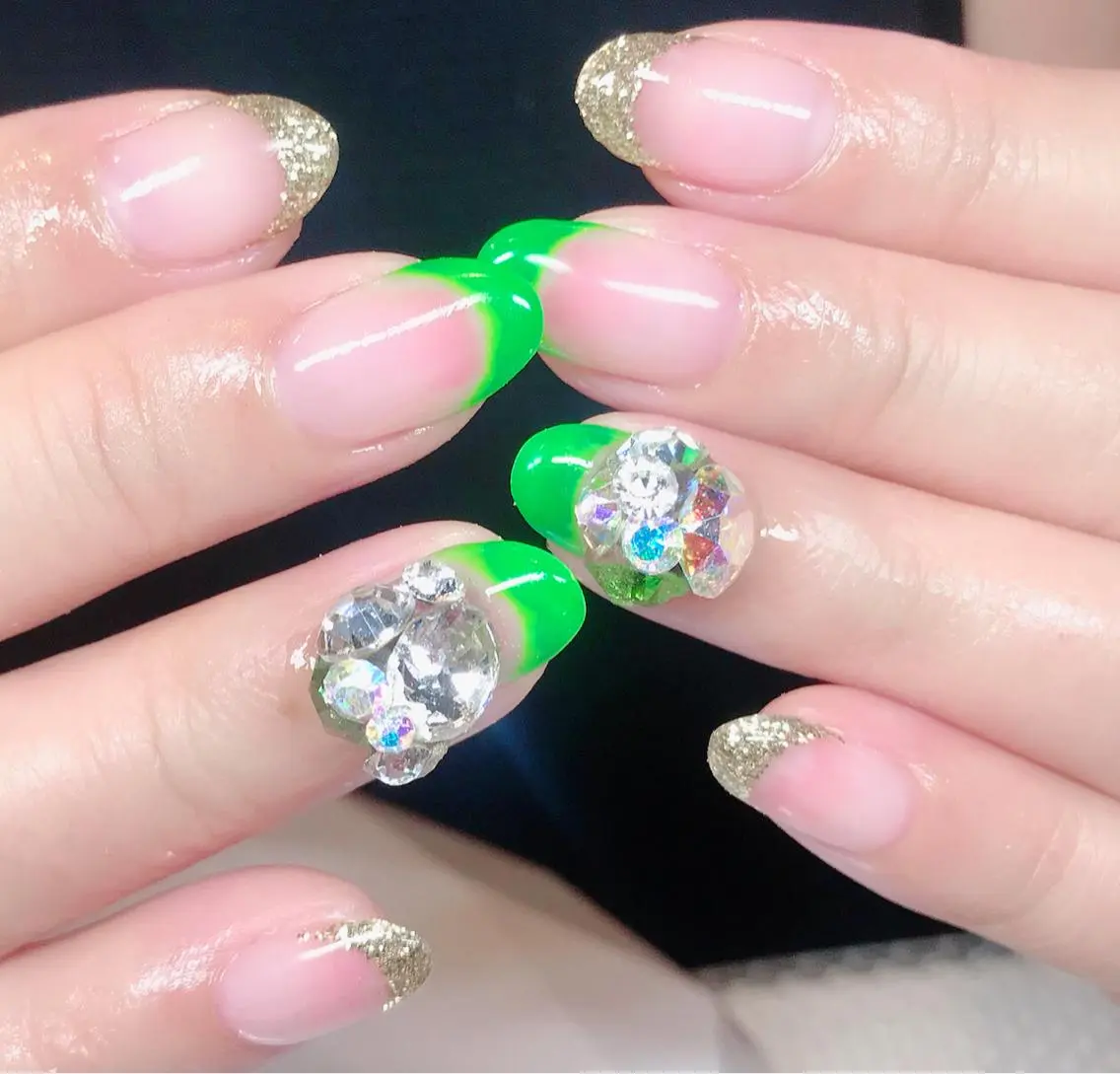 ネイル ニュアンスネイル🌈 MYU Nailsのネイルデザイン