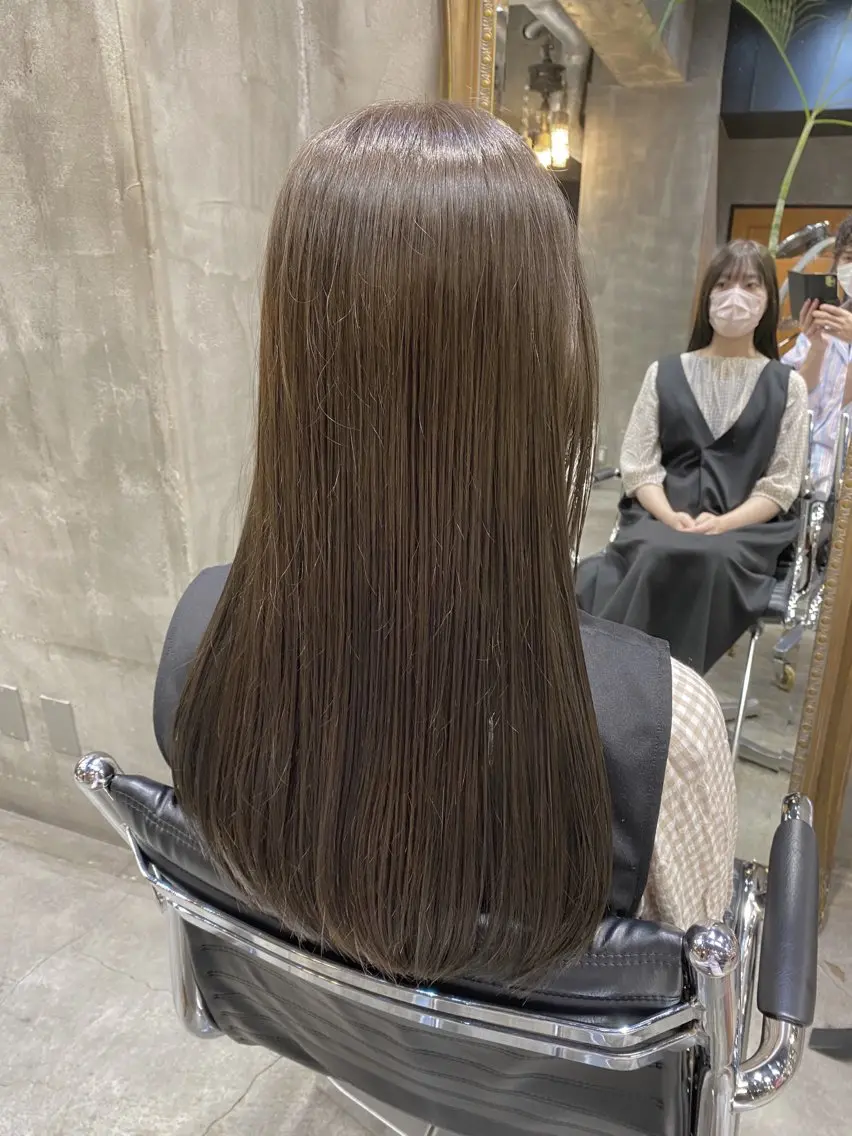 カラー グレージュ カーキグレージュ カット ヘアカラー トリートメント 透明感カラー🌿 グレージュ🐺陽介のヘアスタイル