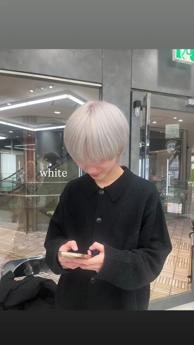 ショート カラー ヘアアレンジ メンズ メンズブリーチ メンズハイトーン ブリーチ ケアブリーチ 透明感カラー ヘアカラー トリートメント ヘアセット ハイトーン/透明感 髪質改善/rinaのヘアスタイル