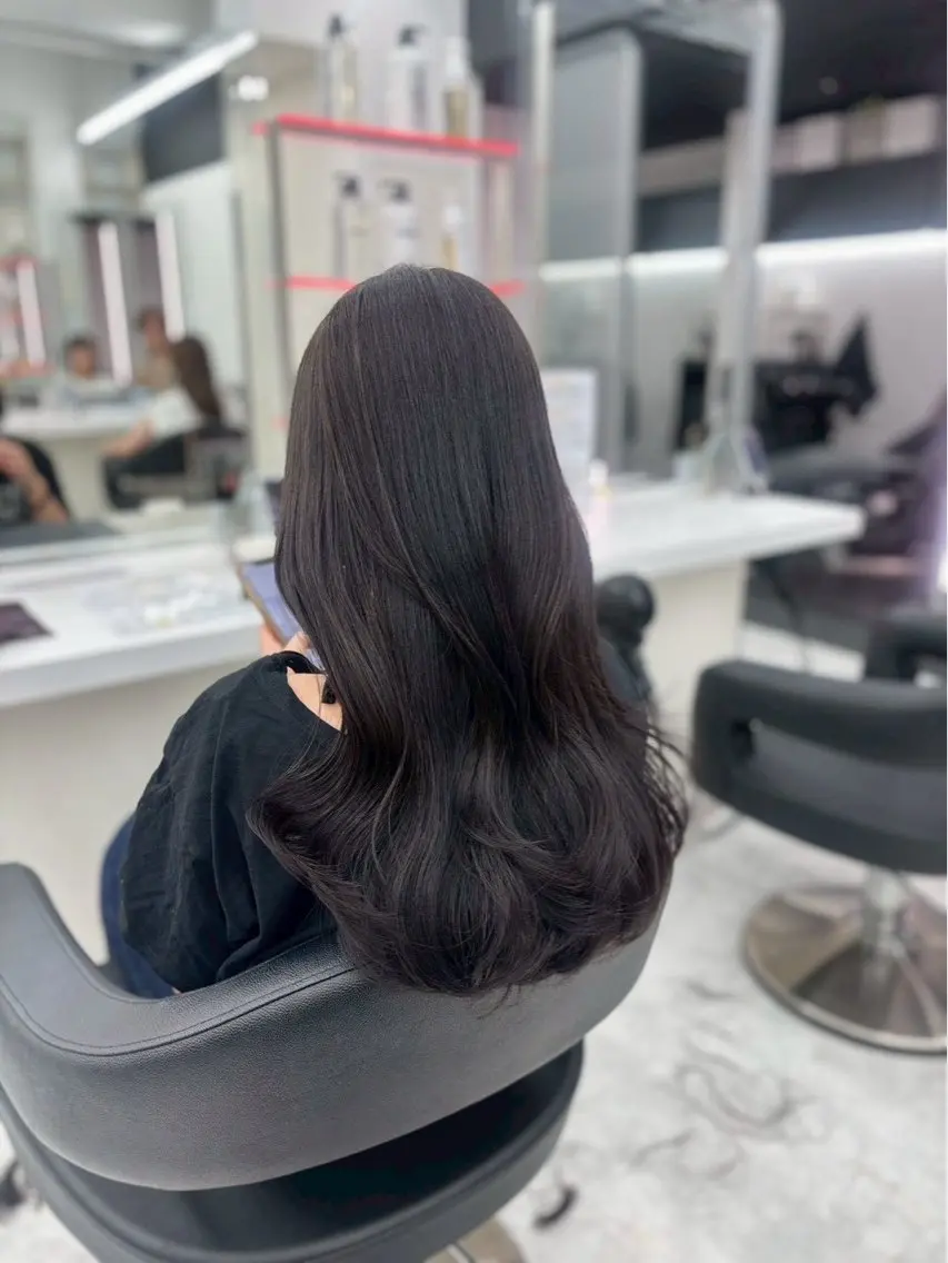 ロング ヘアカラー 韓国ワンホン透明感 カラー✨🖤ここあのヘアスタイル