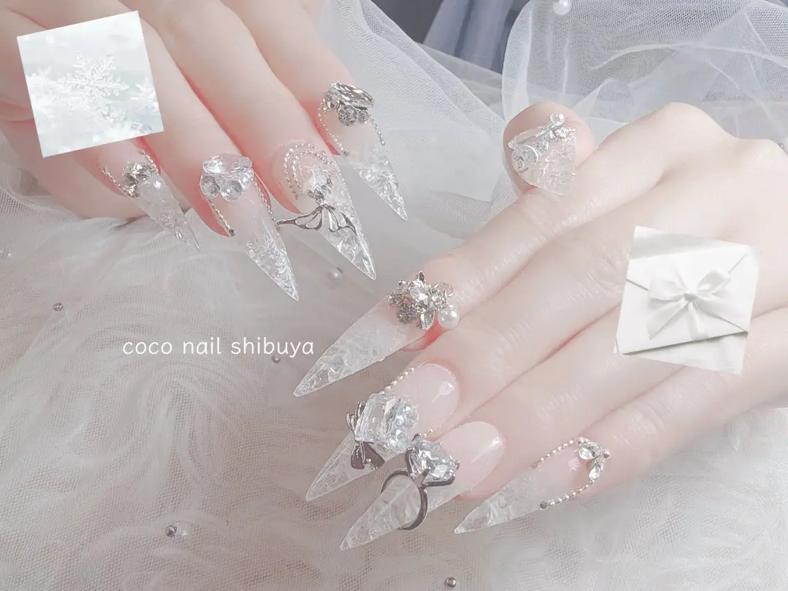 ロング カラー シルバー 韓国風ヘア ロング coco nail 長さ出し専門店のネイルデザイン