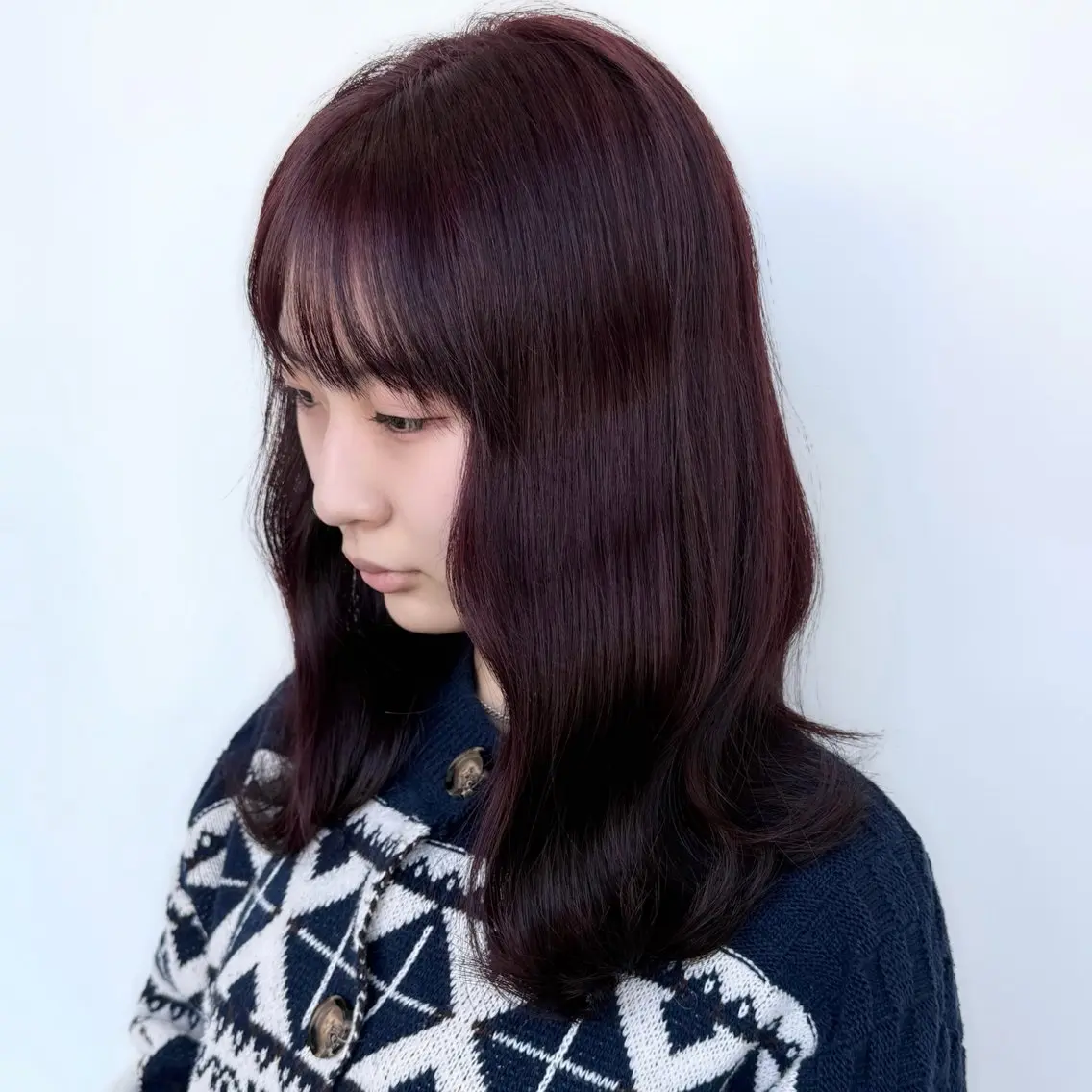 ミディアム カット ヘアカラー 🌿透き通るツヤ髪× 縮毛矯正✂︎戸祭　伶のヘアスタイル