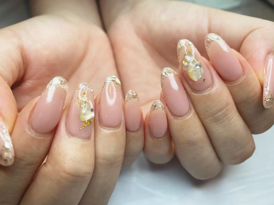 ネイル フレンチネイル ガラスフレンチ ハンドネイル nailist nanaのネイルデザイン