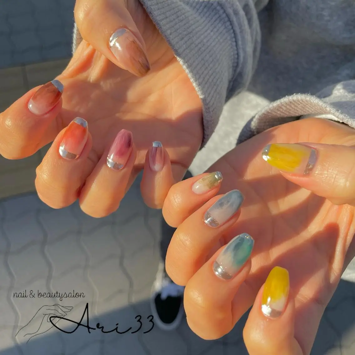 ネイル ミラーネイル ニュアンスネイル ハンドネイル プライベートサロン Ari33nailのネイルデザイン