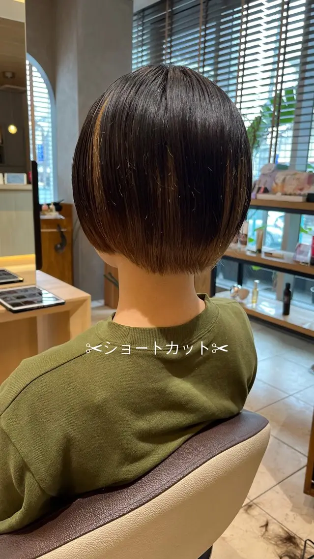 ショート ショートヘア 伊佐治 夕芽のヘアスタイル