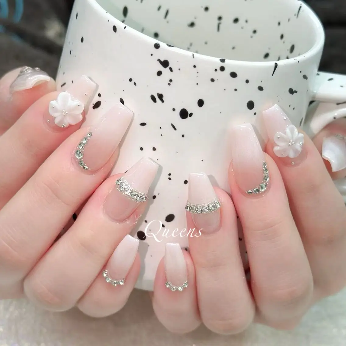 ネイル ハンドネイル Queens 新宿本店のネイルデザイン