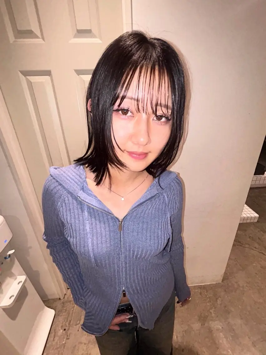 ミディアム カラー はな ∕カットモデル募集中のヘアスタイル