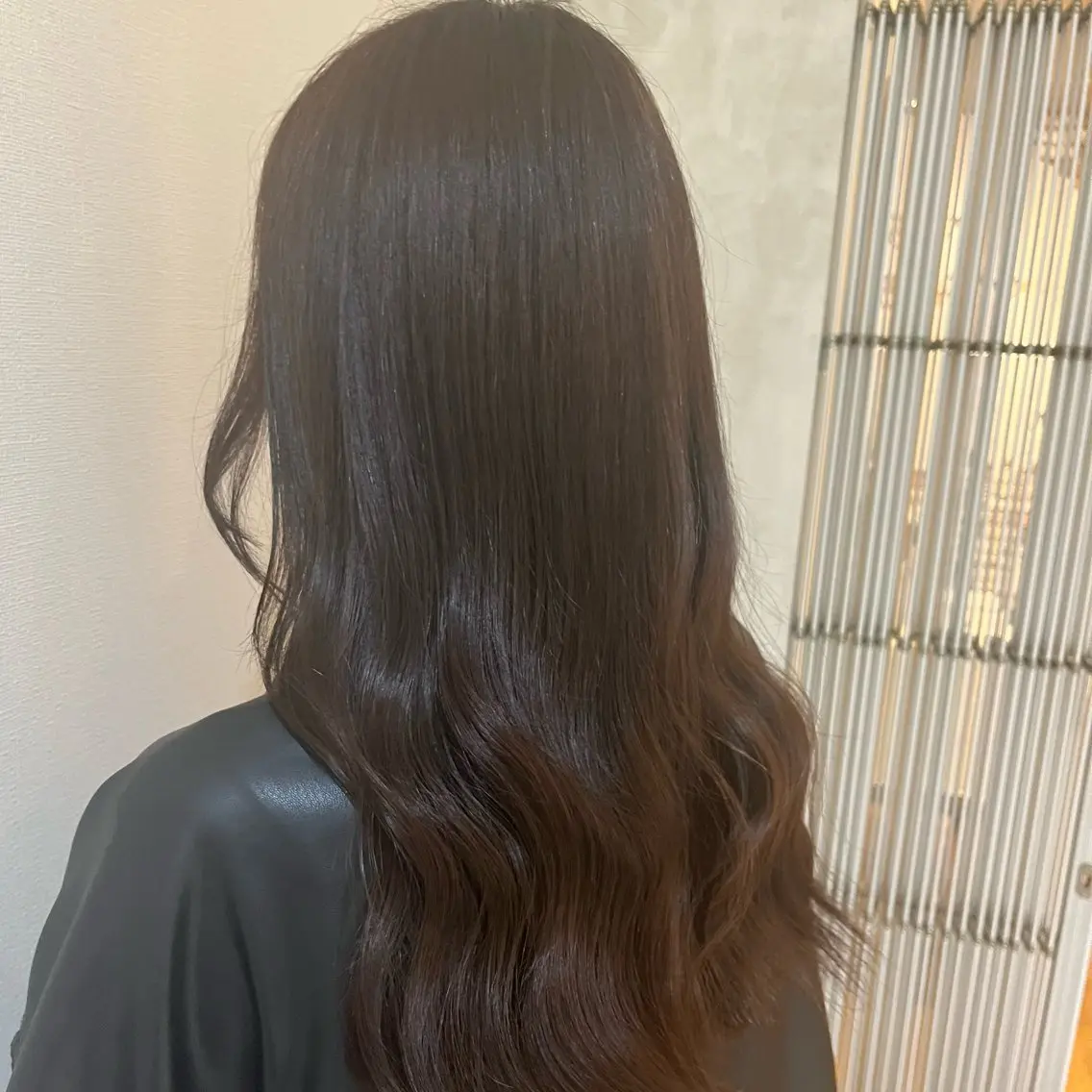 ロング カラー ブラウンカラー 荒木 二実のヘアスタイル