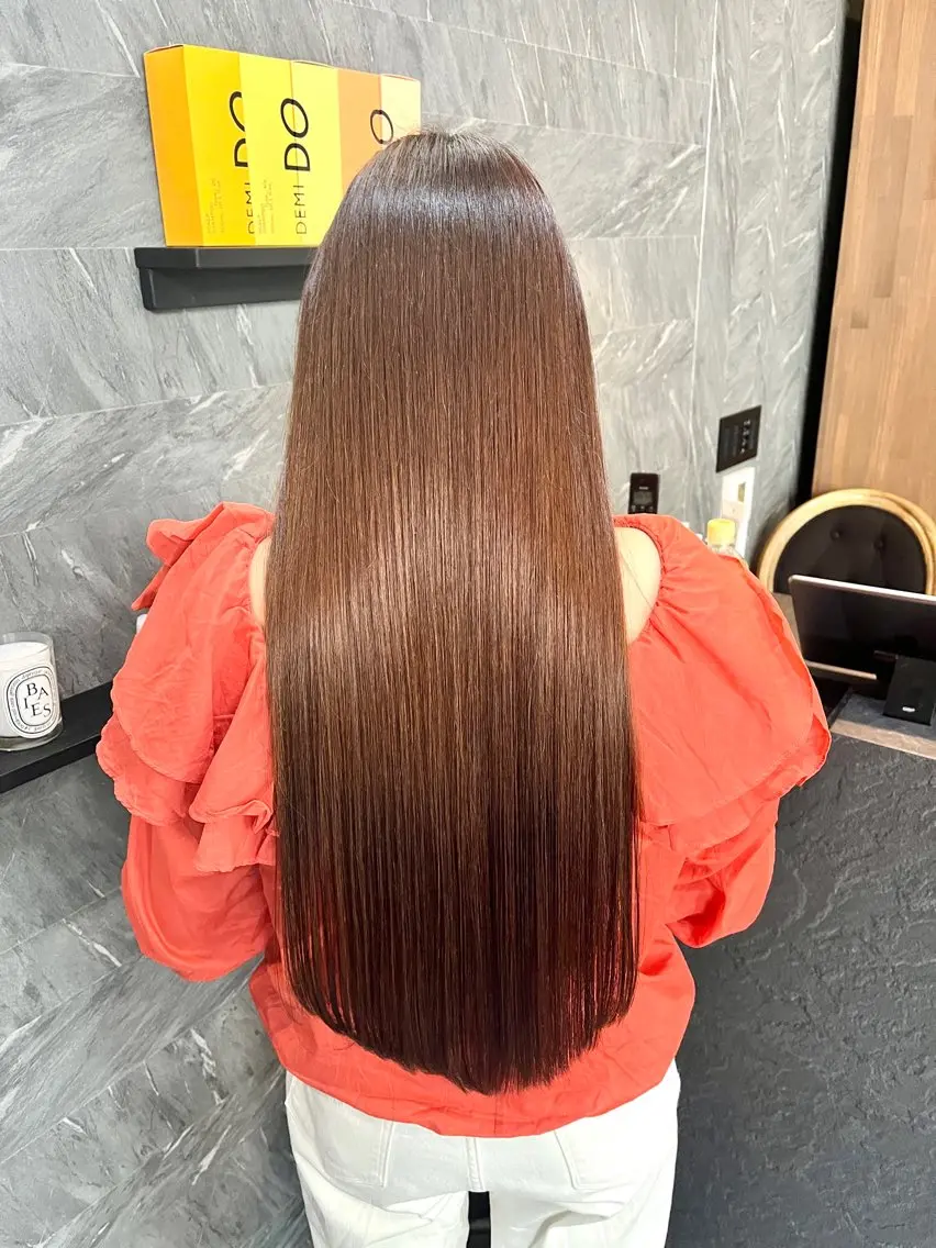 ロング 統括ディレクター kuriのヘアスタイル