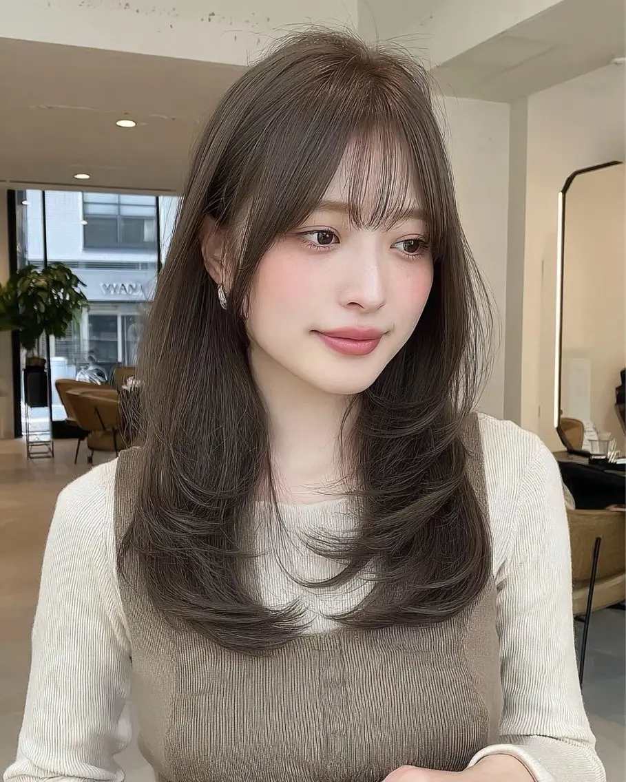ミディアム カット ヘアカラー 🪼AI/透明感 カラー🪼のヘアスタイル