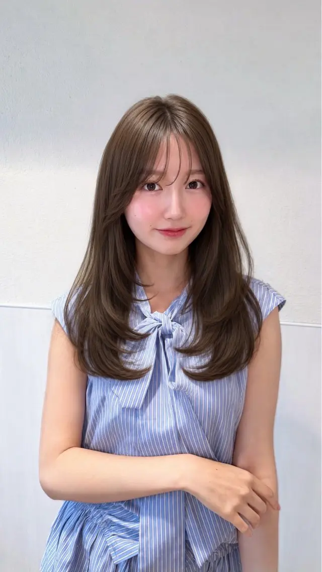 セミロング カット ヘアカラー トリートメント 表参道小顔カット前髪 割れ改善クロスパーマのヘアスタイル
