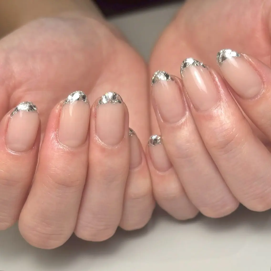 ネイル フレンチネイル ガラスフレンチ ハンドネイル Hina  nail 心斎橋のネイルデザイン