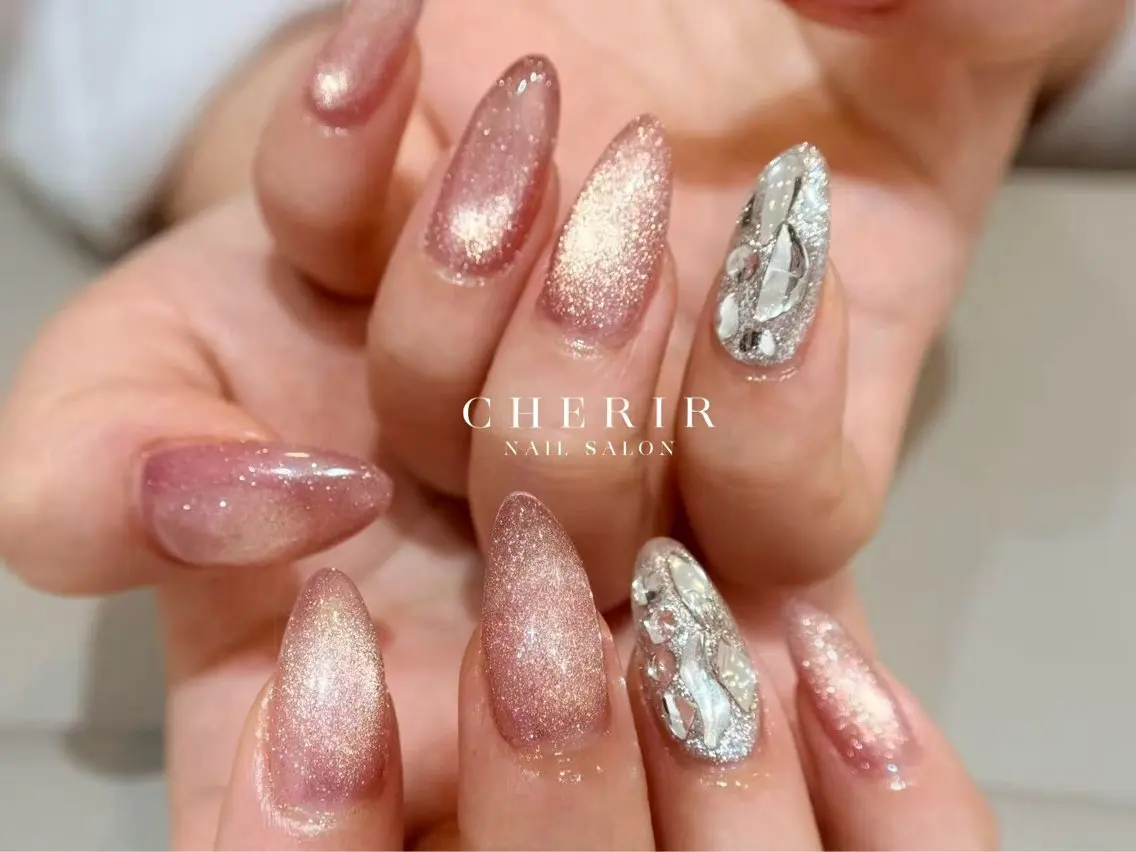 ネイル CHERIR AKIのネイルデザイン