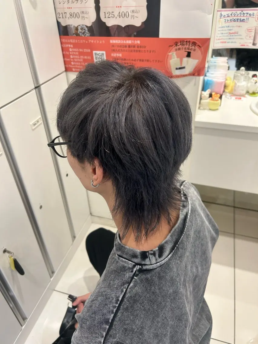 ショート カラー ゆめ ベージュカラーのヘアスタイル