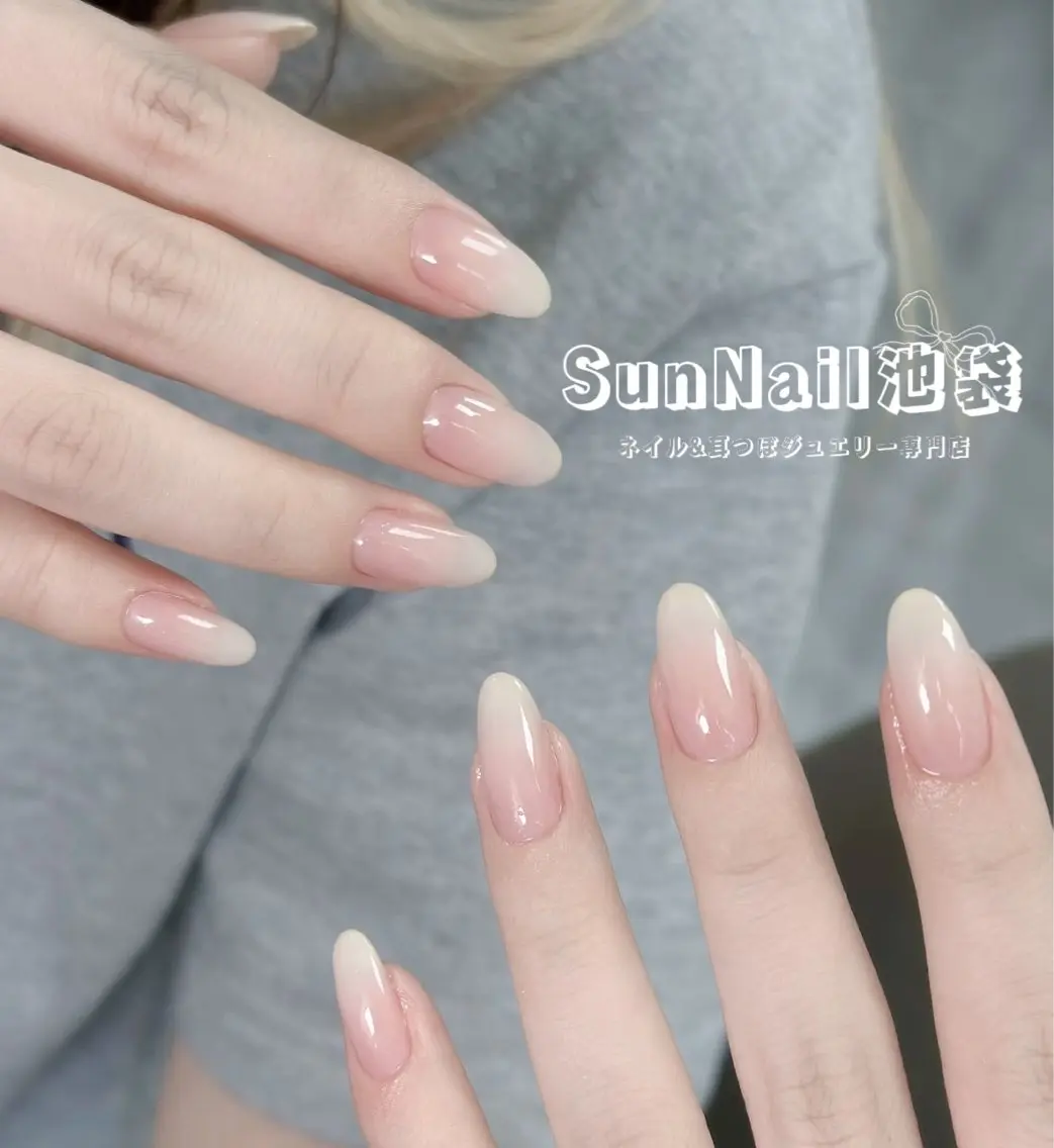ネイル チークネイル 長さ出し フラワーネイル フレンチネイル ガーリー ハンドネイル ハンドケア Sun Nail 池袋のエステ・リラクイメージ