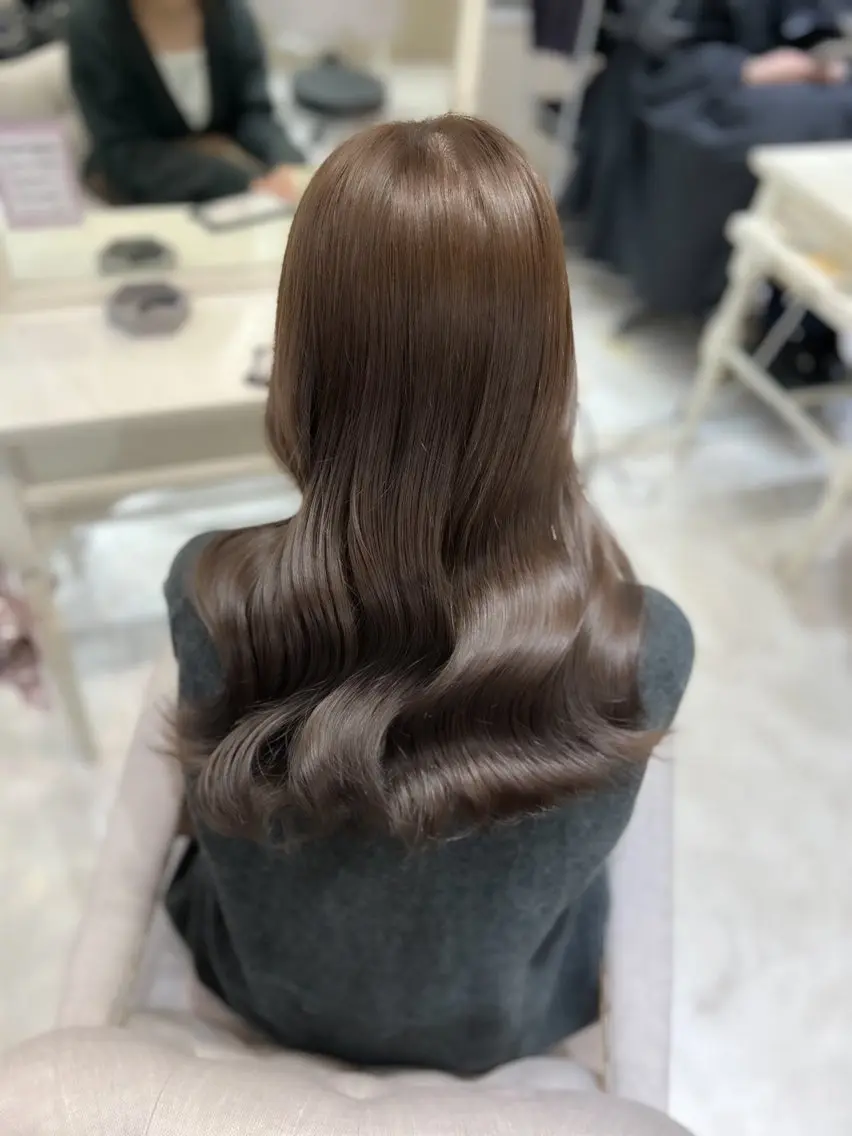 ロング ケアカラー カット ヘアカラー トリートメント 髪質改善× ブリーチなしyutoのヘアスタイル