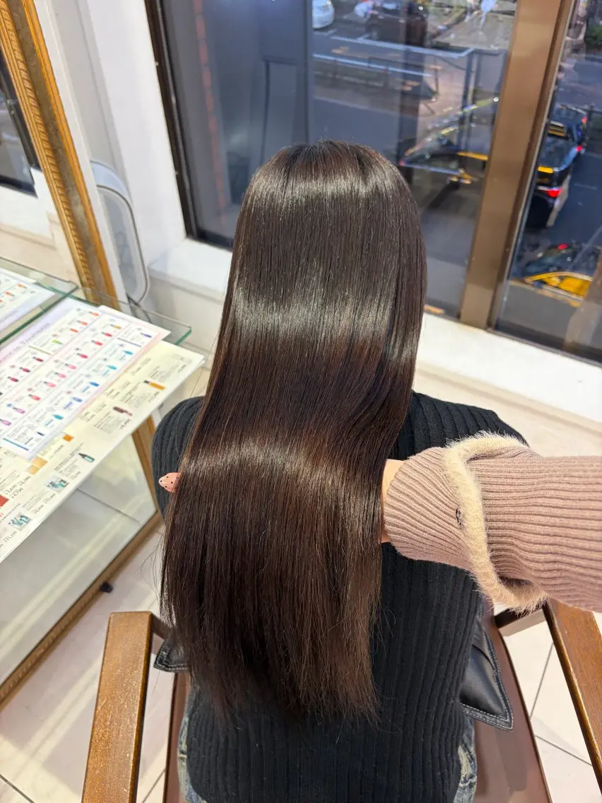 ロング ヘアカラー 巻ける🫧縮毛矯正 💞はな🎀のヘアスタイル