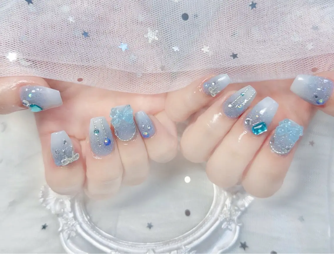 ネイル チークネイル ドット 長さ出し フットネイル フレンチネイル ハンドネイル Hana Nail Salonのネイルデザイン