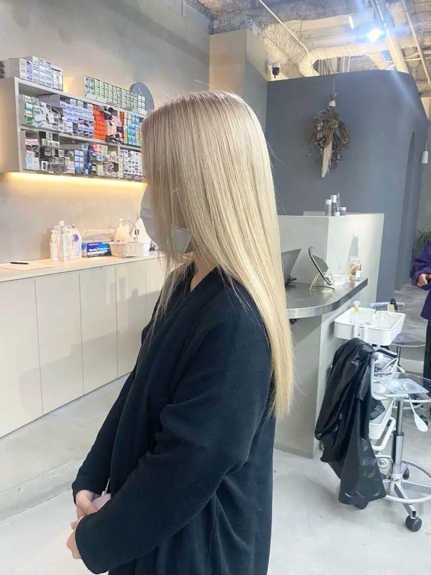 ロング カラー ヘアカラー 前橋 姫奈のヘアスタイル