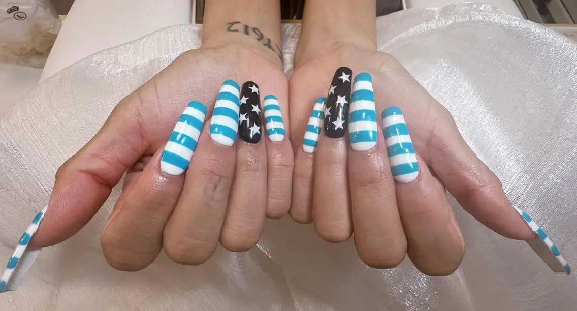 ネイル 長さ出し フレンチネイル 韓国ネイル マグネットネイル 持ち込み ハンドネイル ハンドケア The Nail 新大久保店のネイルデザイン