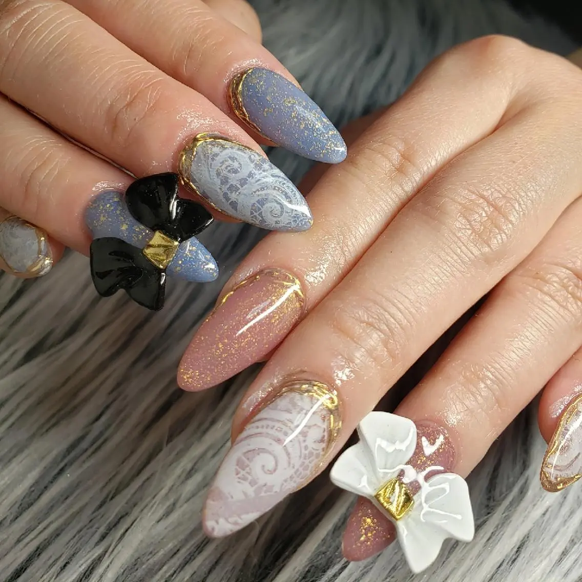 ネイル レース ロングネイル ミラーネイル リボン Nail salon Coco【溝の口駅】のネイルデザイン