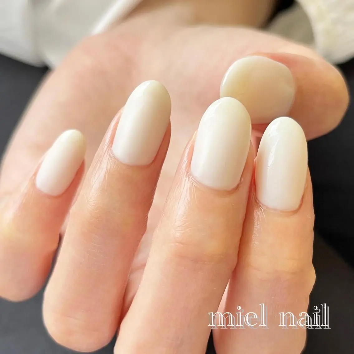 ネイル フレンチネイル マットネイル 春ネイル 夏ネイル ホワイト ハンドネイル miel nailのネイルデザイン