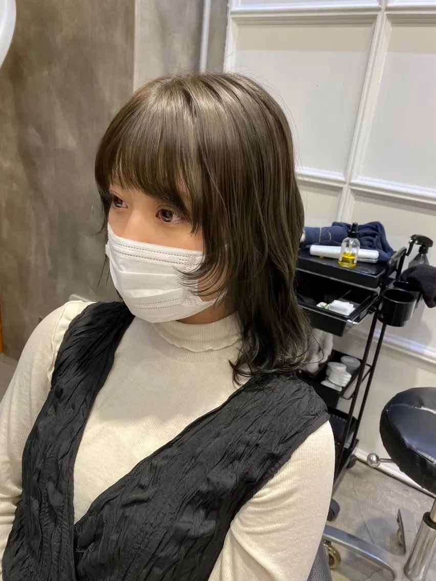 カラー グレージュ カーキグレージュ 透明感カラー🌿 グレージュ🐺陽介のヘアスタイル