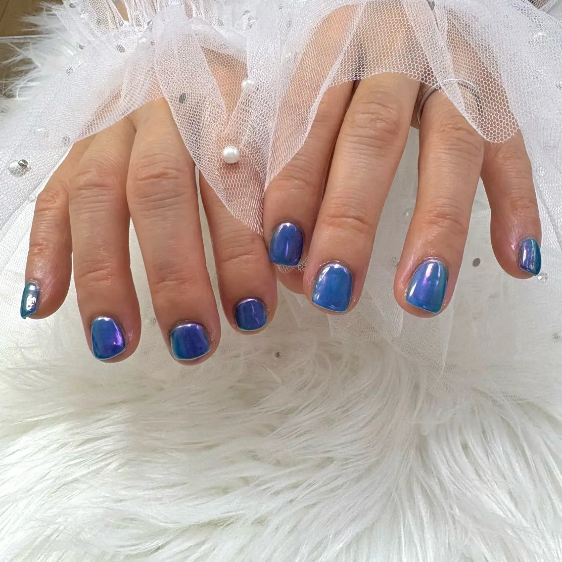 ネイル オーロラネイル ブルー 氷ネイル・うるうるネイル ハンドネイル SHINE nail salonのネイルデザイン