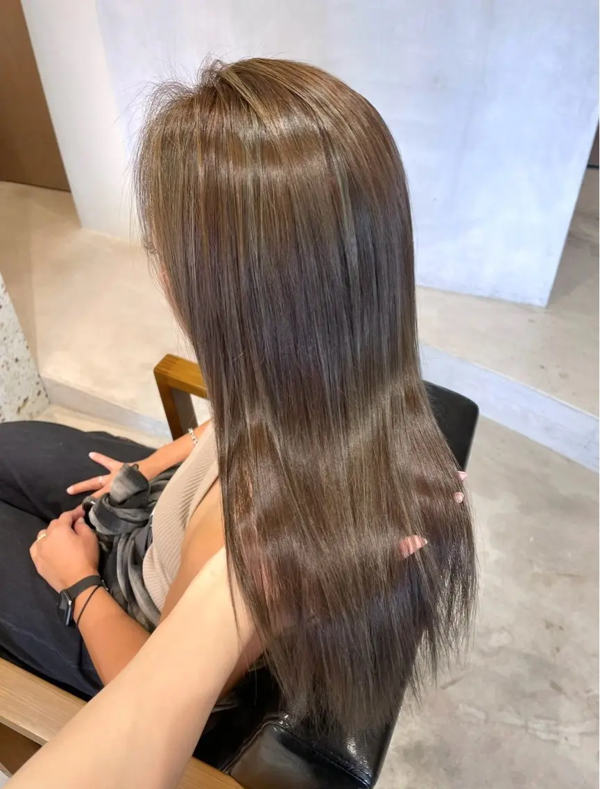 セミロング カラー ヘアカラー トリートメント tim hinaのヘアスタイル