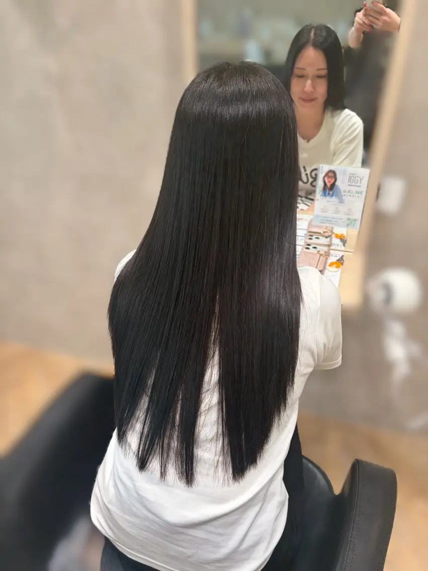 ロング カラー ヘアカラー 透明感カラー /艶カラーのヘアスタイル