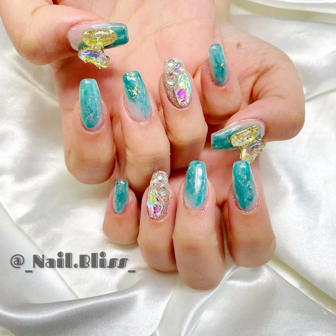 ネイル ハンドネイル NAIL BLISSのネイルデザイン