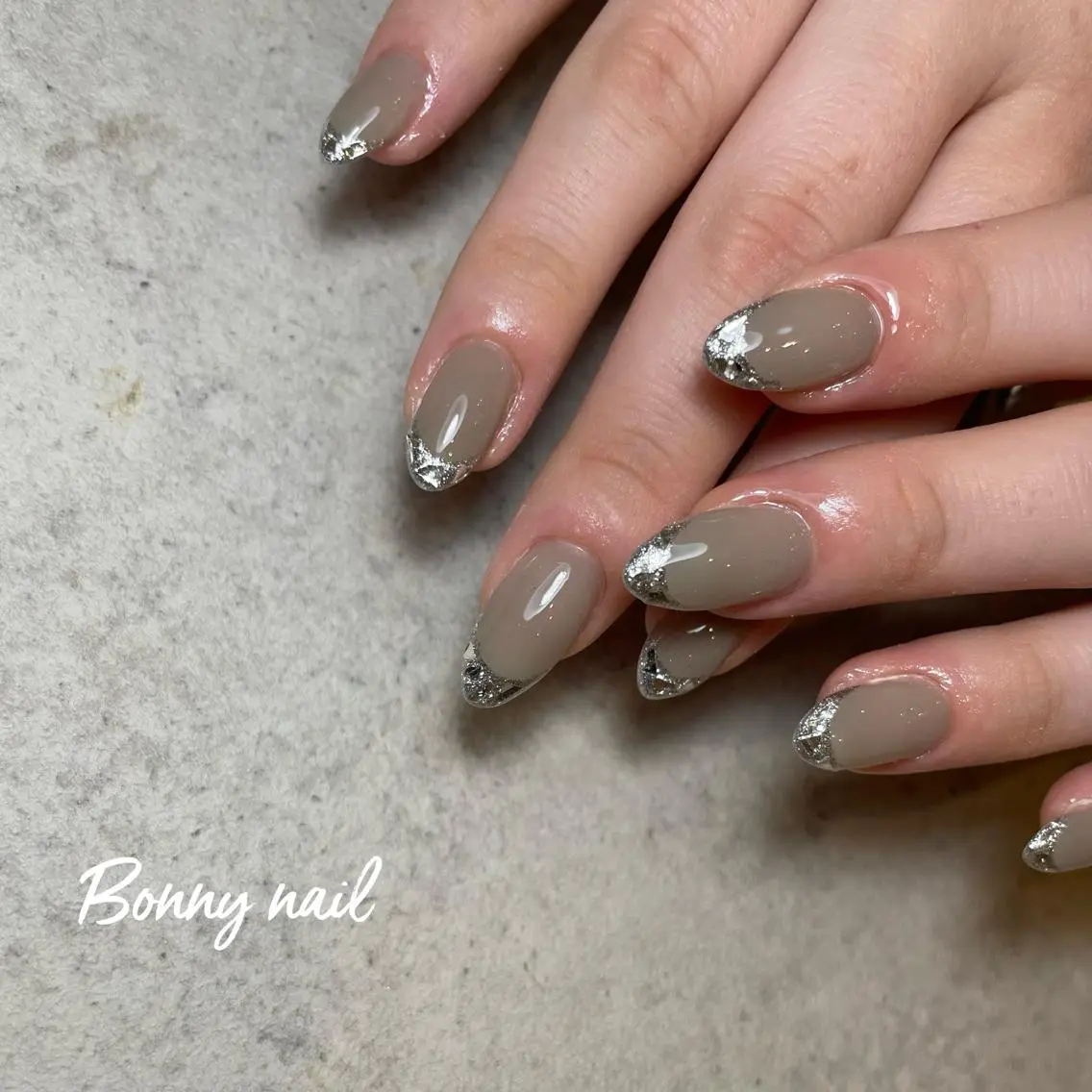 ネイル フレンチネイル ガラスフレンチ ハンドネイル BONNY NAIL 【えみか】のネイルデザイン