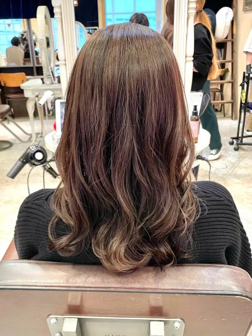セミロング カラー パーマ カット パーマ トリートメント 髪質改善 縮毛矯正/ レイヤー/銀座/本木のヘアスタイル