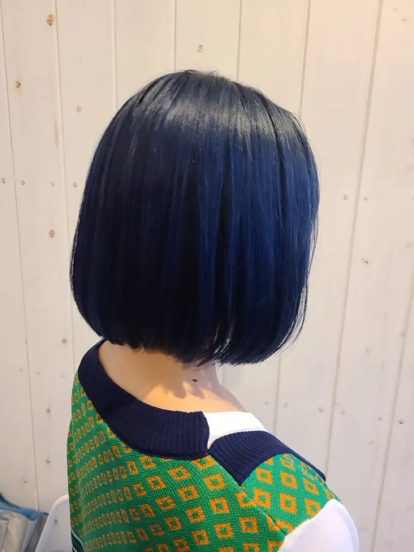 艶カラー／カラーモデルの写真