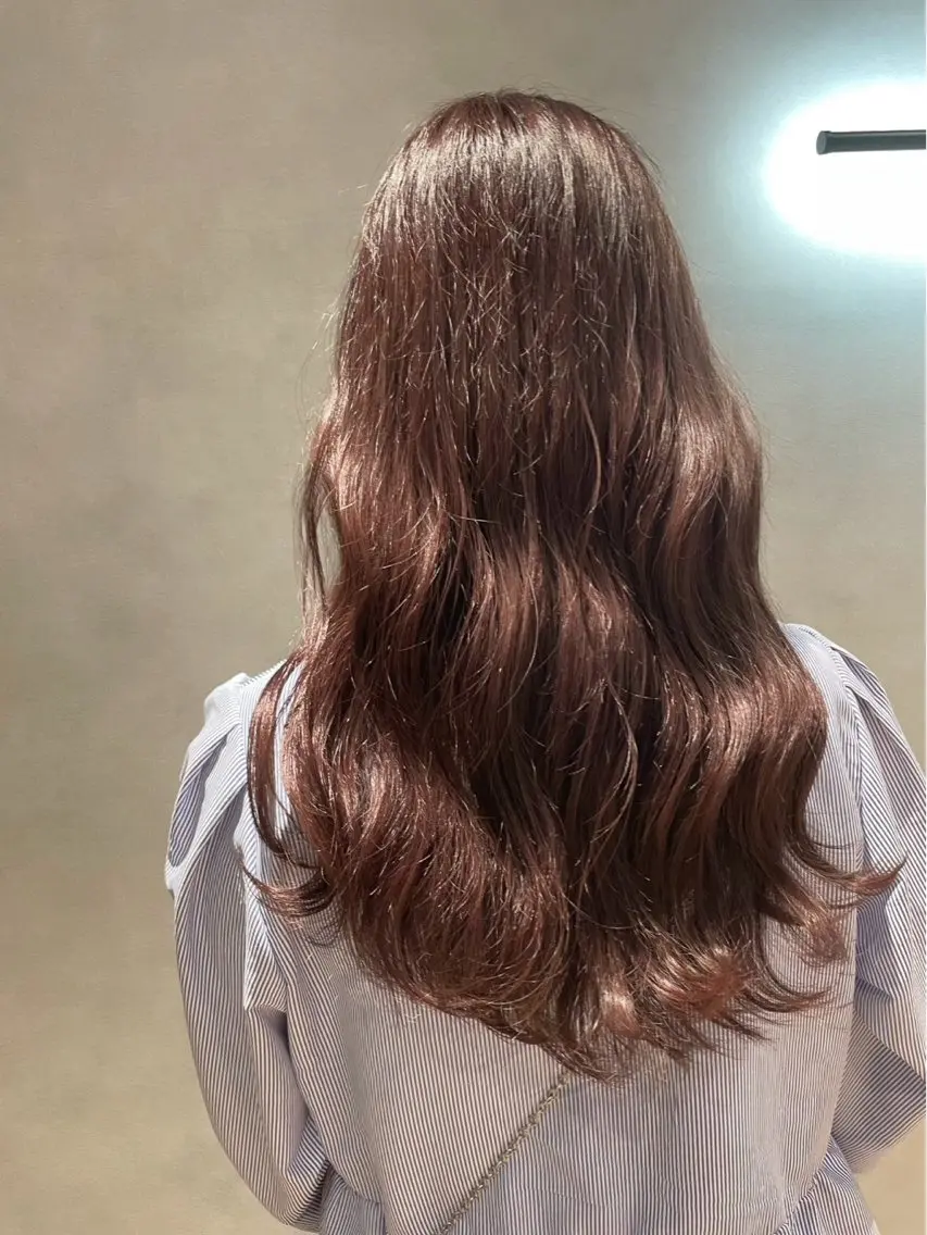 カラー ヘアカラー 江田 彩那のヘアスタイル