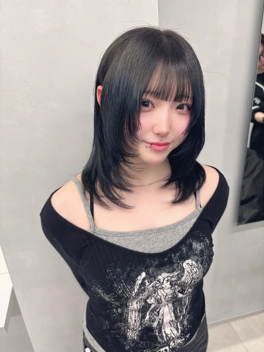 ミディアム 顔周りカット レイヤーカット 韓国ヘア/髪質改善/ レイヤー/あおし🐼のヘアスタイル