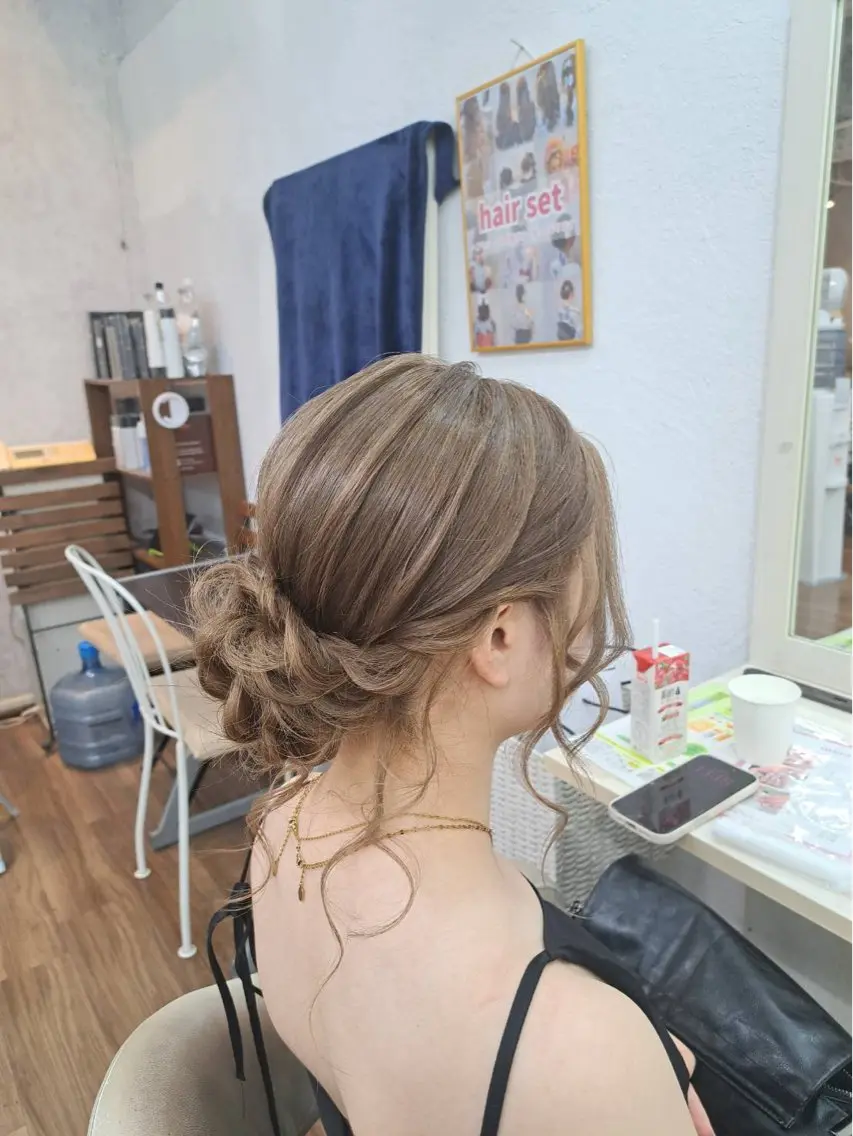 ロング ヘアセット GLOSS 心斎橋 山上のヘアスタイル