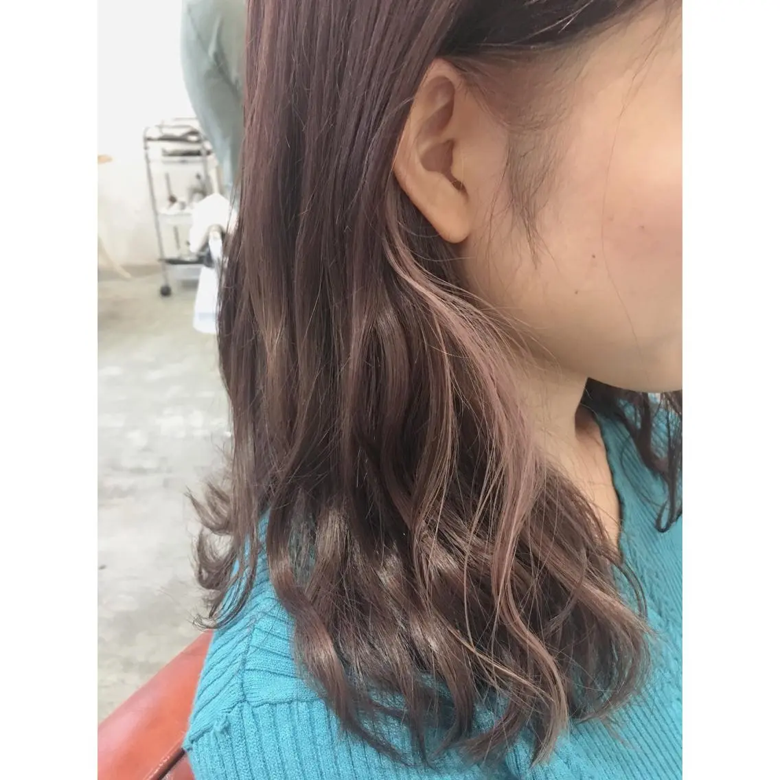 ミディアム カラー インナーカラー fio マナミのヘアスタイル