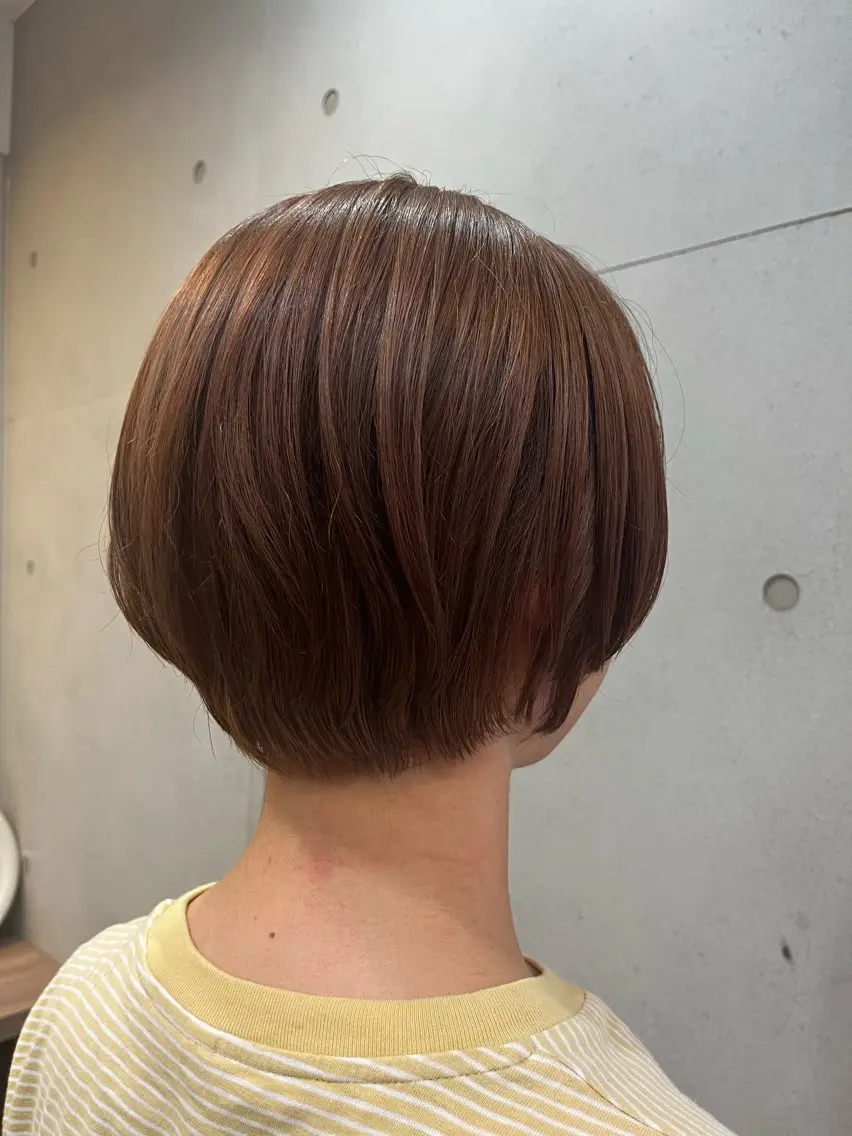 ショート おせ ちさとのヘアスタイル