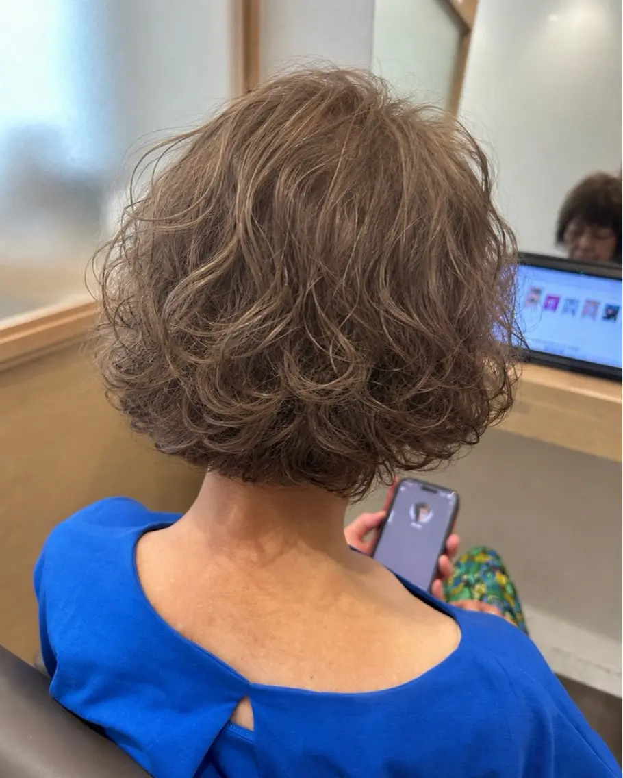 ショート カラー 透明感カラー ハイライトカラー メッシュ ハイライト ヘアカラー 久木原 ゆりのヘアスタイル