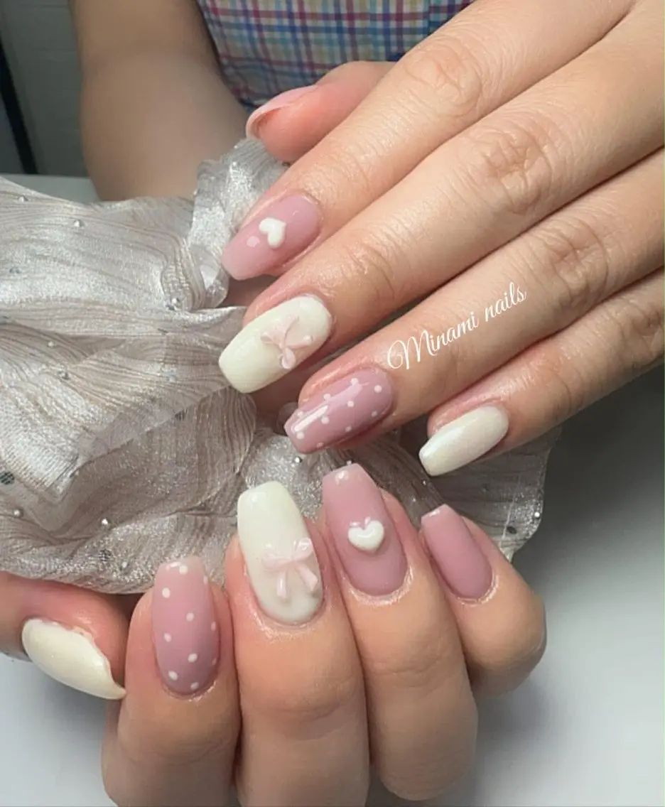 ネイル アートネイル ガーリー キラキラネイル 韓国ネイル マグネットネイル ハンドネイル Minami Nailsのネイルデザイン