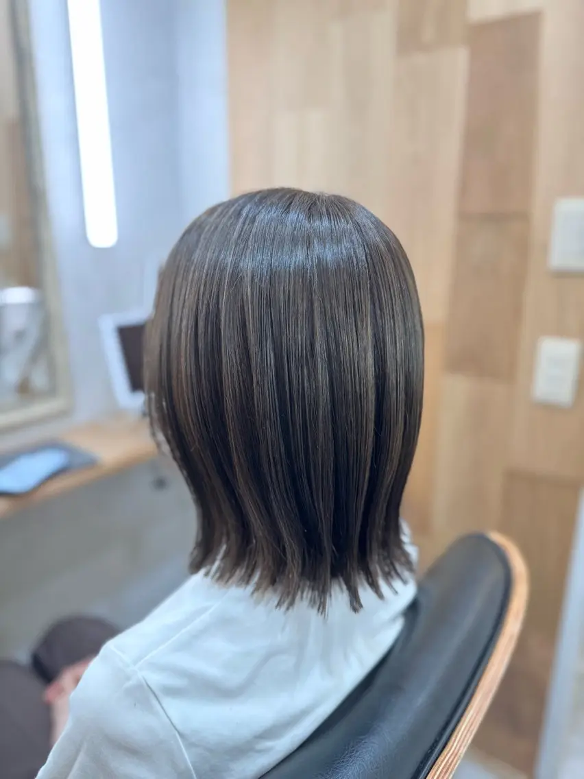 ショート カラー アッシュ 多賀 順平のヘアスタイル